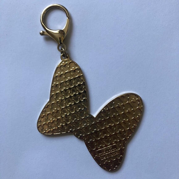 Disney Key chain / Charm. - Picture 2 of 3